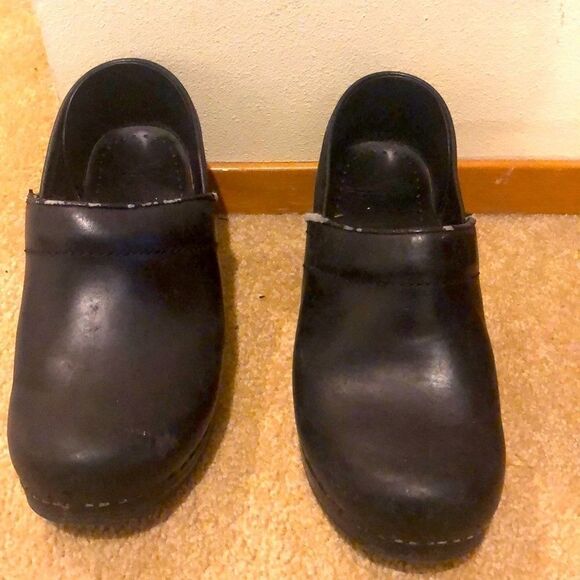 DANSKO black clogs - Picture 1 of 11